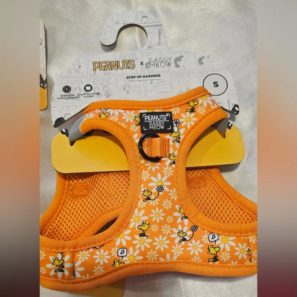 Disney Sassy Meow Peanuts Woodstock Harness, Collar and Leash Set (S)